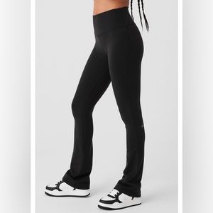 Alo Yoga airbrush bootcut/flare legging